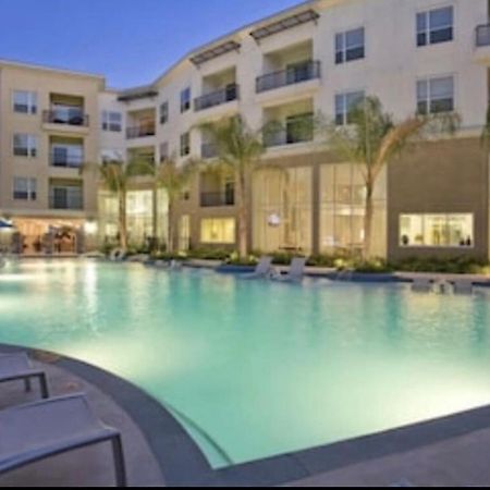Luxury Corporate Apartment Rental Хюстън Екстериор снимка